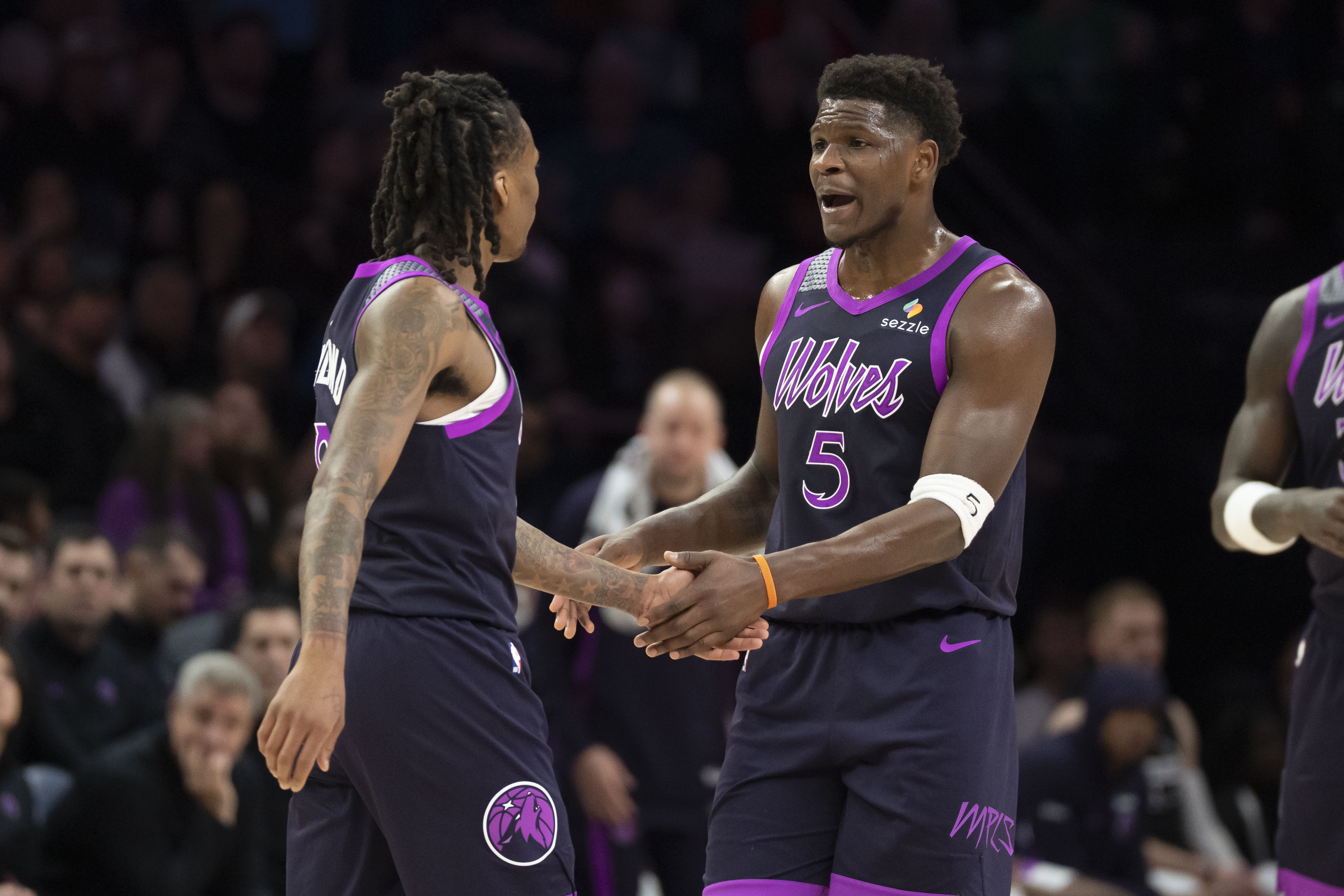 世预赛竞猜-NBA彩经：火箭轻取独行侠 勇士大胜爵士 快船拿下绿军延续连胜